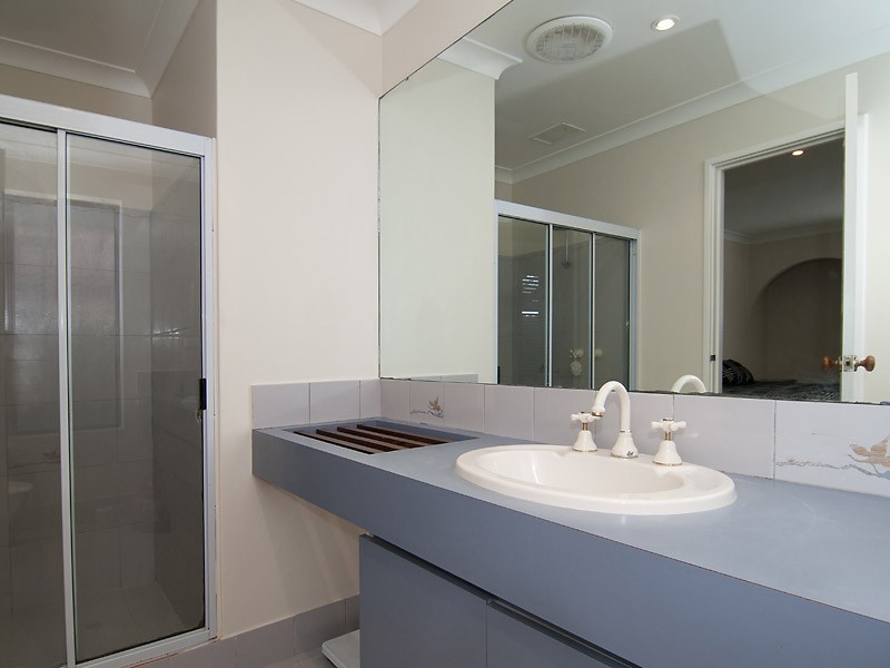 7 Kershaw Gardens, Leeming WA 6149