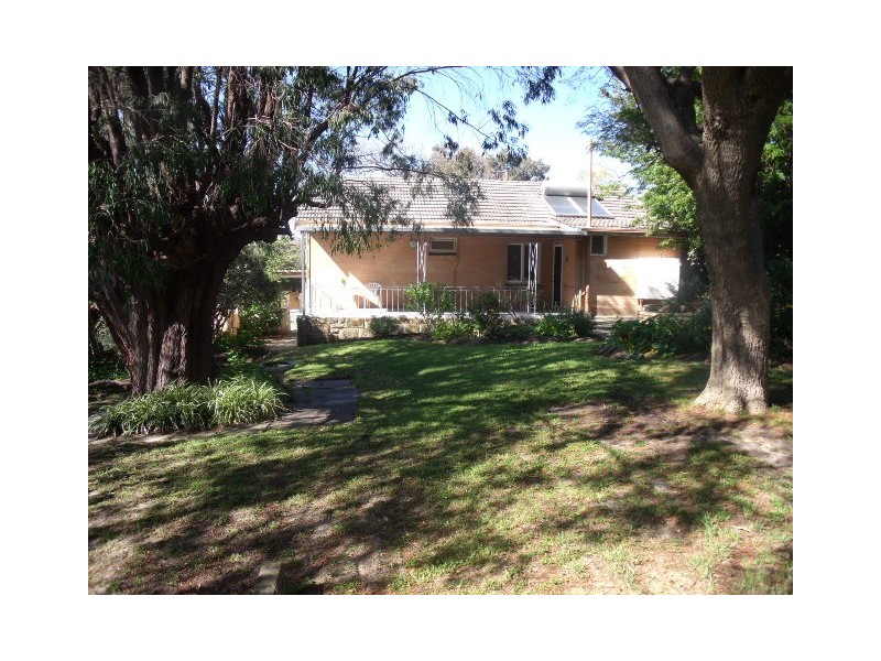 5 Bowling Place, Melville WA 6156