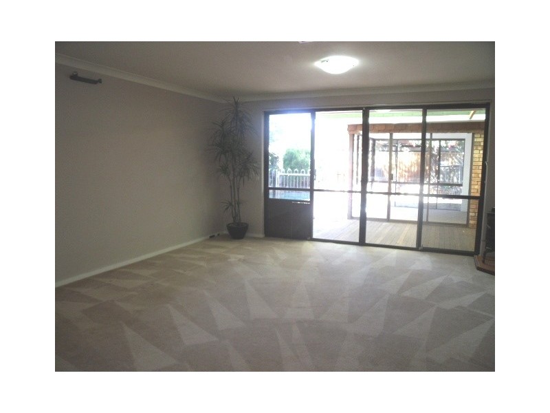 1 Hewison Street, Leeming WA 6149