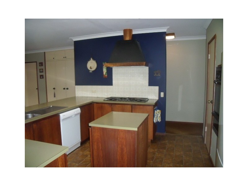 61 Dean Road, Bateman WA 6150