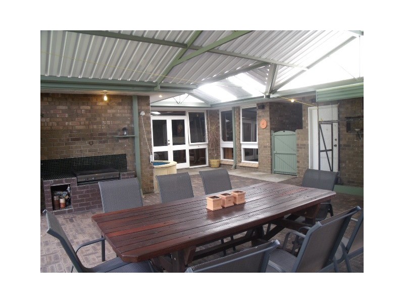 61 Dean Road, Bateman WA 6150