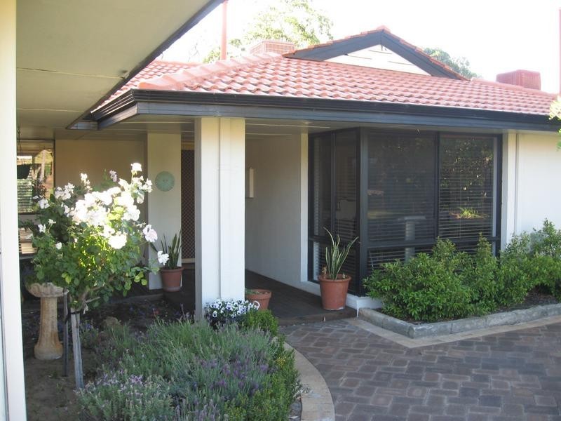 13 Vigors Avenue, Bull Creek WA 6149