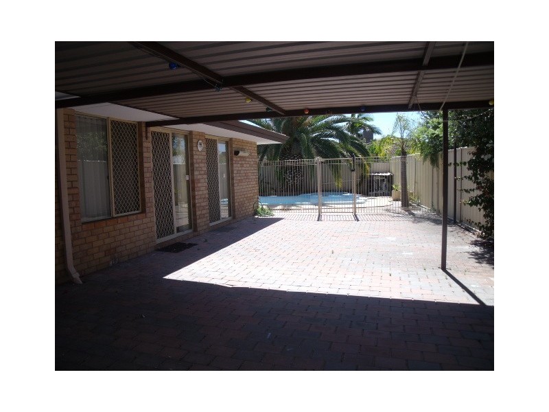 22 Morphett Crescent, Bateman WA 6150