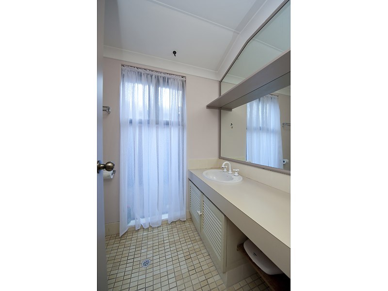 18 Findlay Road, Leeming WA 6149