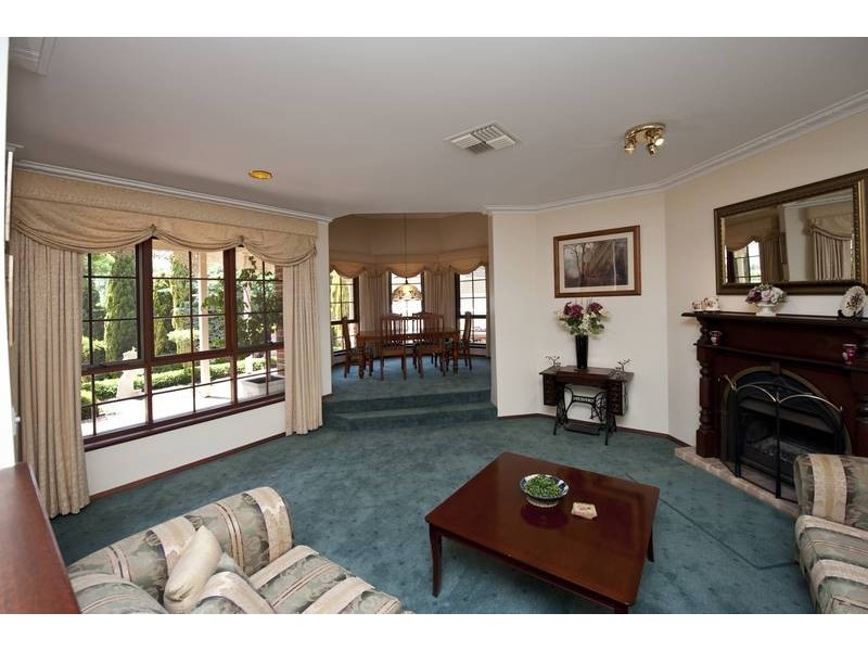 6 Wade Court, Leeming WA 6149