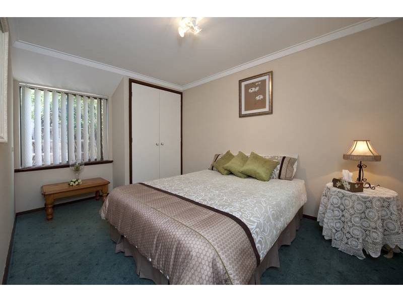6 Wade Court, Leeming WA 6149
