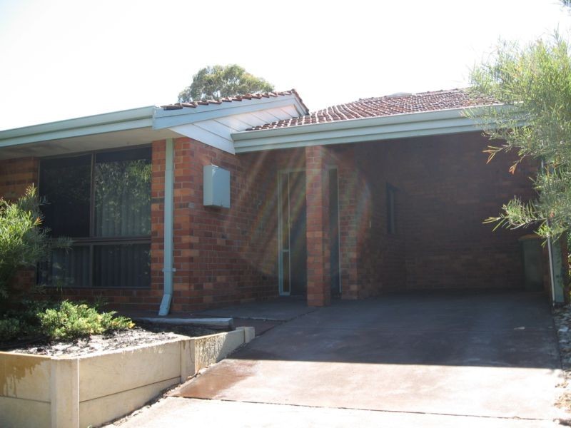 21A Burnett Avenue, Leeming WA 6149