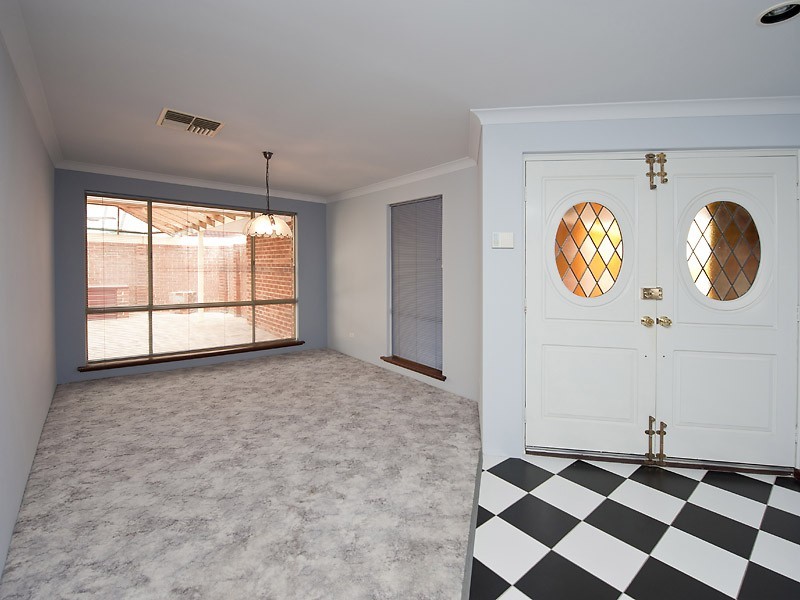 2 Ridley Court, Leeming WA 6149