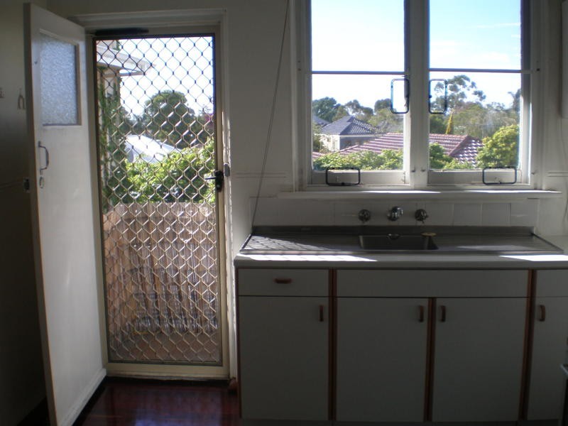 2/718 Canning Highway, Applecross WA 6153