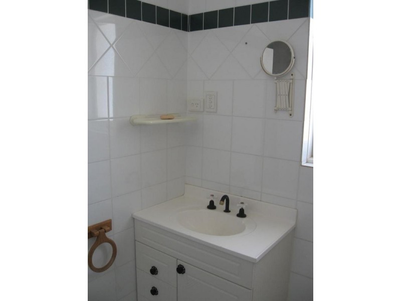 2/718 Canning Highway, Applecross WA 6153