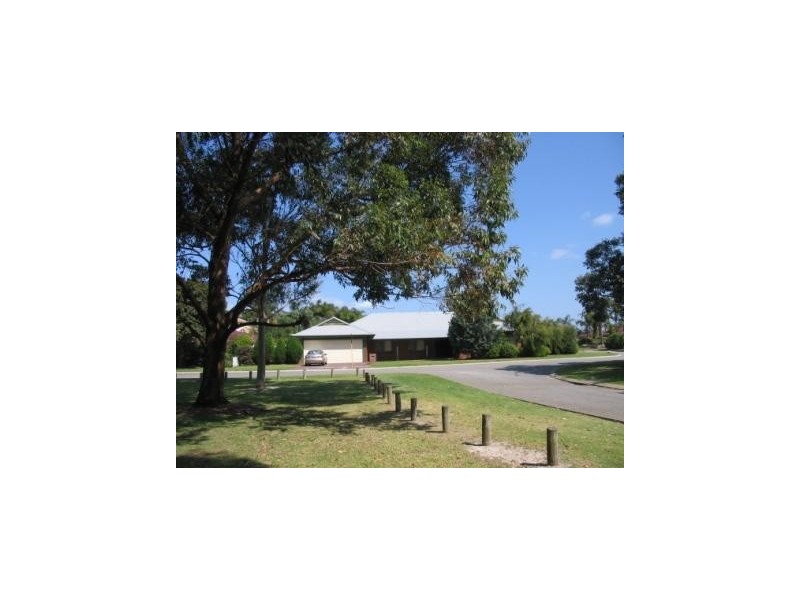 1 Brandwood Gardens, Leeming WA 6149