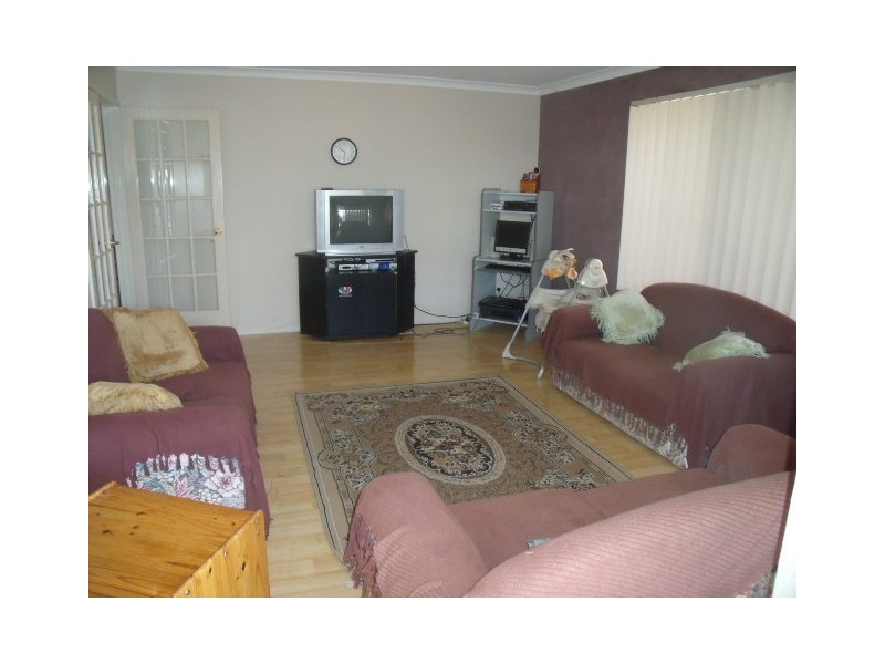 8 The Mews, Canning Vale WA 6155