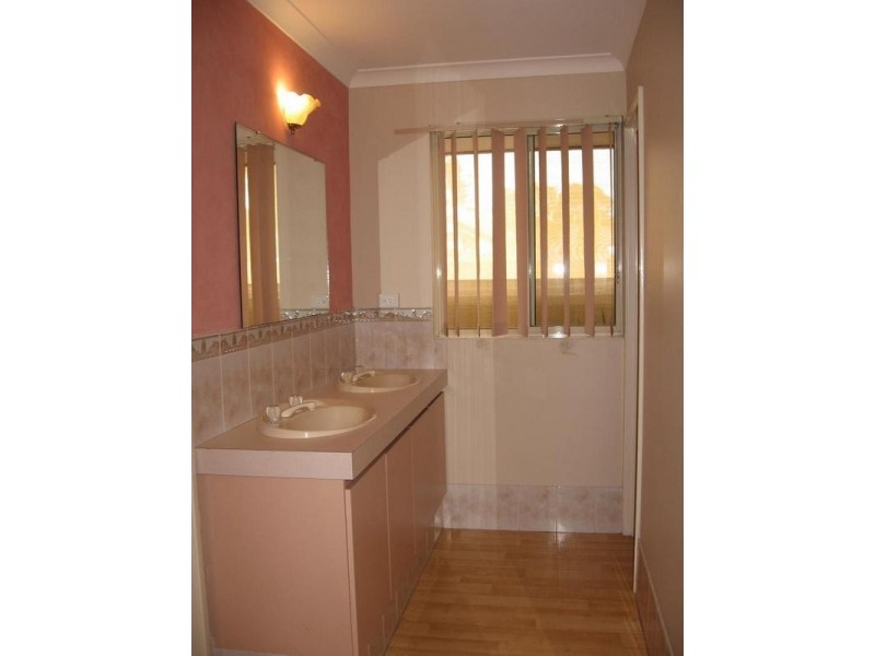 8 The Mews, Canning Vale WA 6155