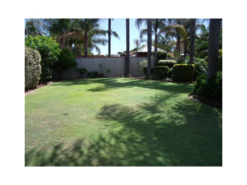 4 Ryan Court, Bull Creek WA 6149