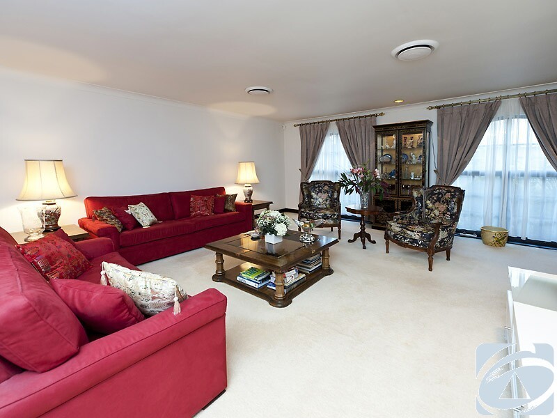 4 Rowley Place, Bull Creek WA 6149