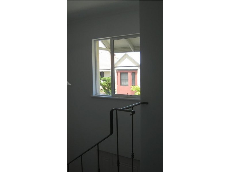 8 Tallow Tree Crescent, Subiaco WA 6008