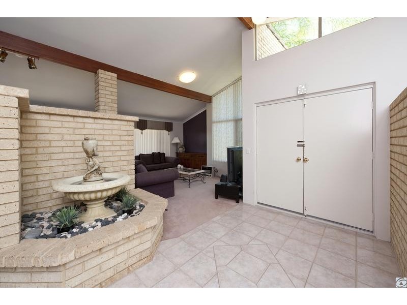 5 Sentinel Gardens, Leeming WA 6149
