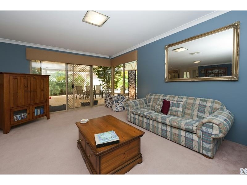 5 Sentinel Gardens, Leeming WA 6149