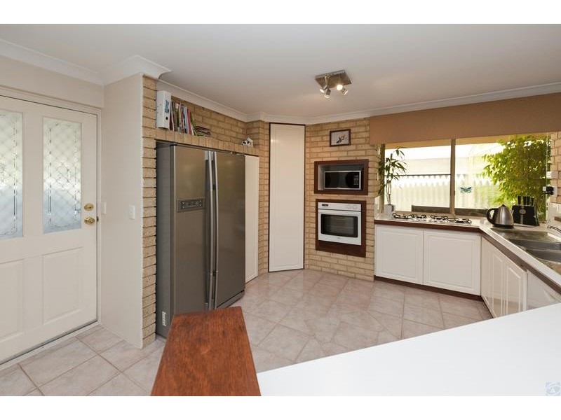 5 Sentinel Gardens, Leeming WA 6149