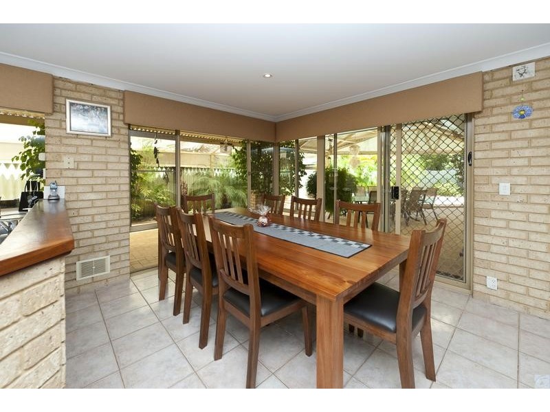 5 Sentinel Gardens, Leeming WA 6149