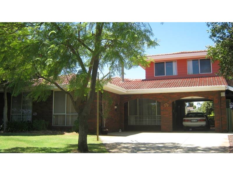 41 More Crescent, Bull Creek WA 6149