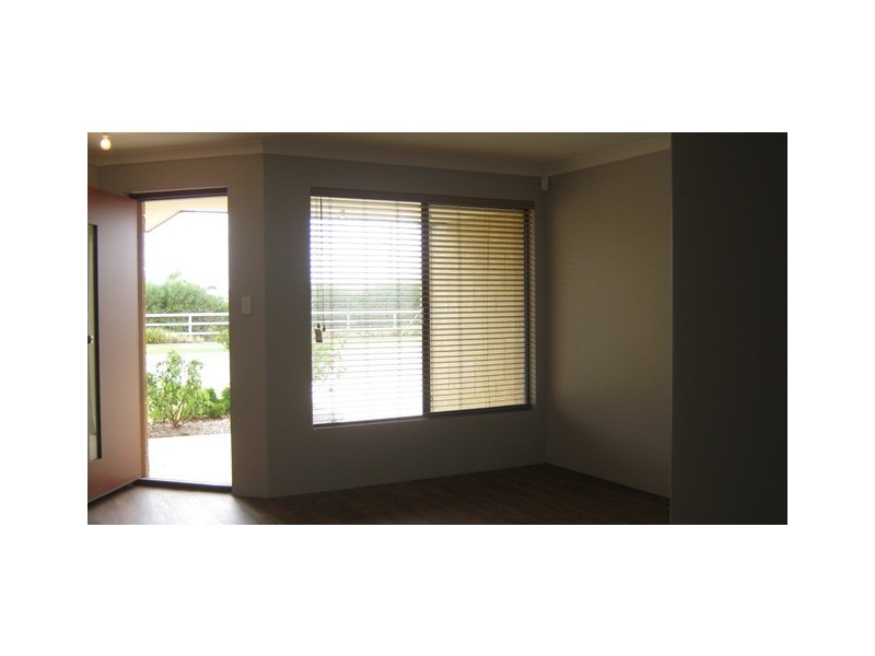 126 Furley Road, Southern River WA 6110