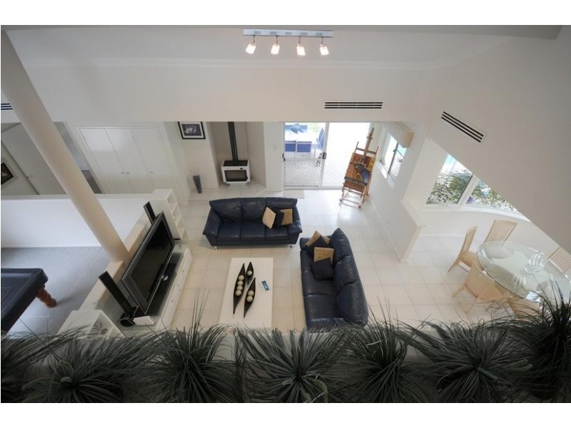 9 Sellen Court, Leeming WA 6149