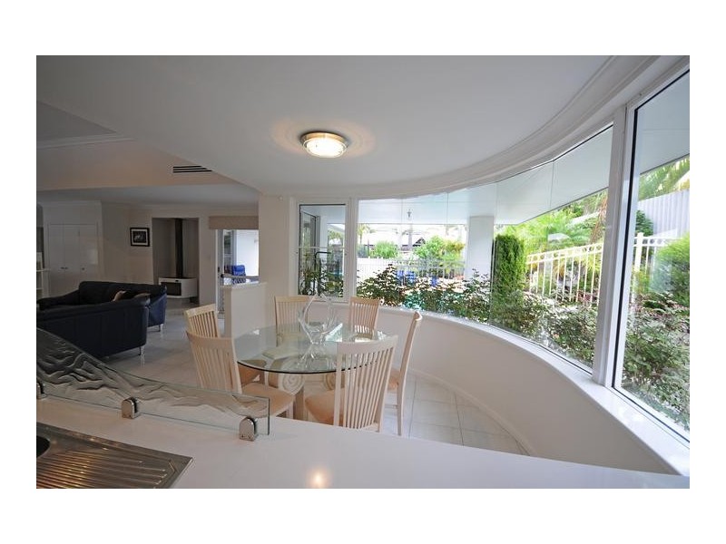 9 Sellen Court, Leeming WA 6149