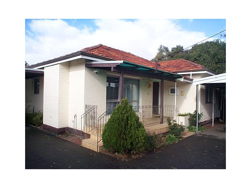 86 Leach Highway-Bedroom 1, Wilson WA 6107