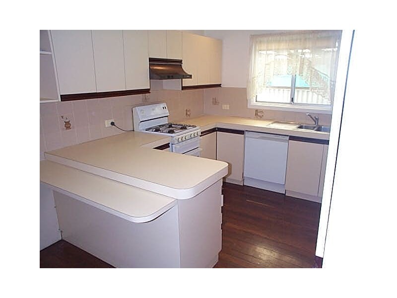 86 Leach Highway-Bedroom 1, Wilson WA 6107