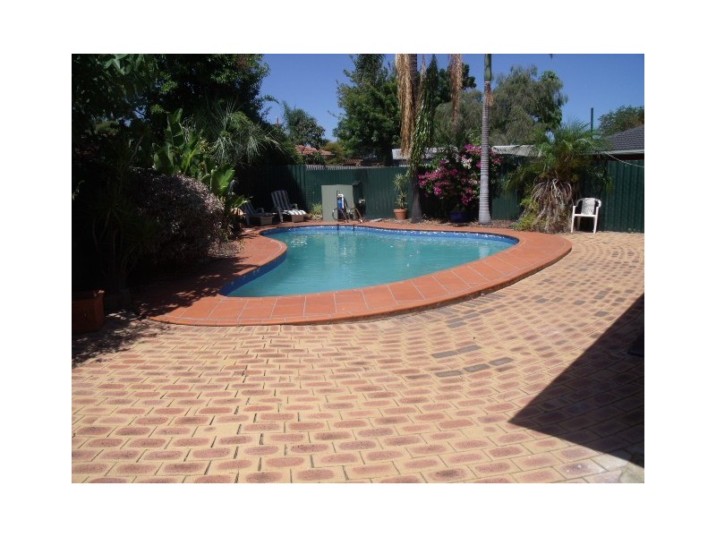 4 Dewis Place, Bull Creek WA 6149