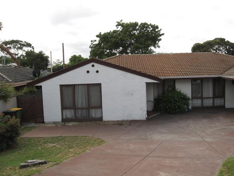 170 Risley Street, Booragoon WA 6154