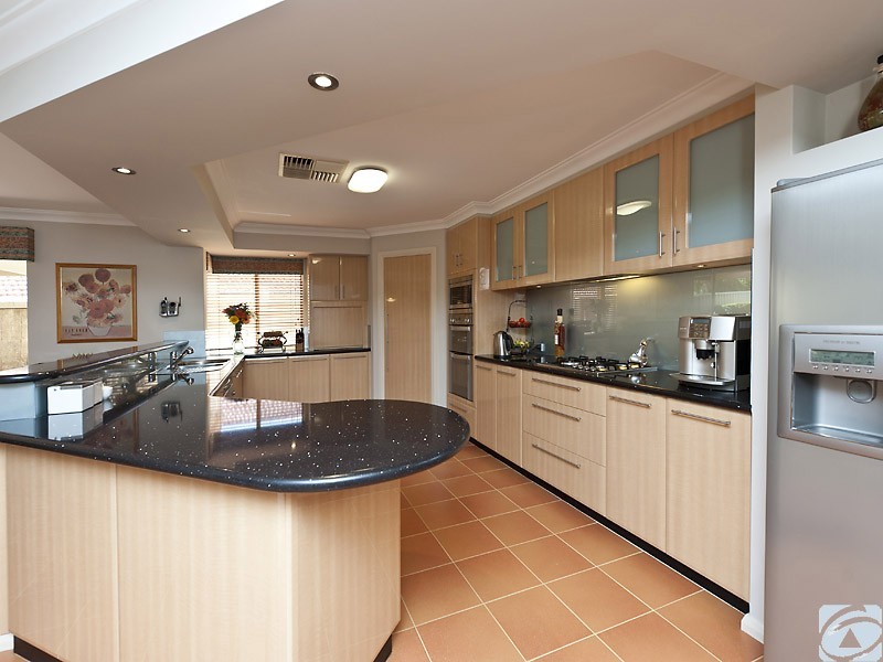 10 Carpenter Rise, Bull Creek WA 6149