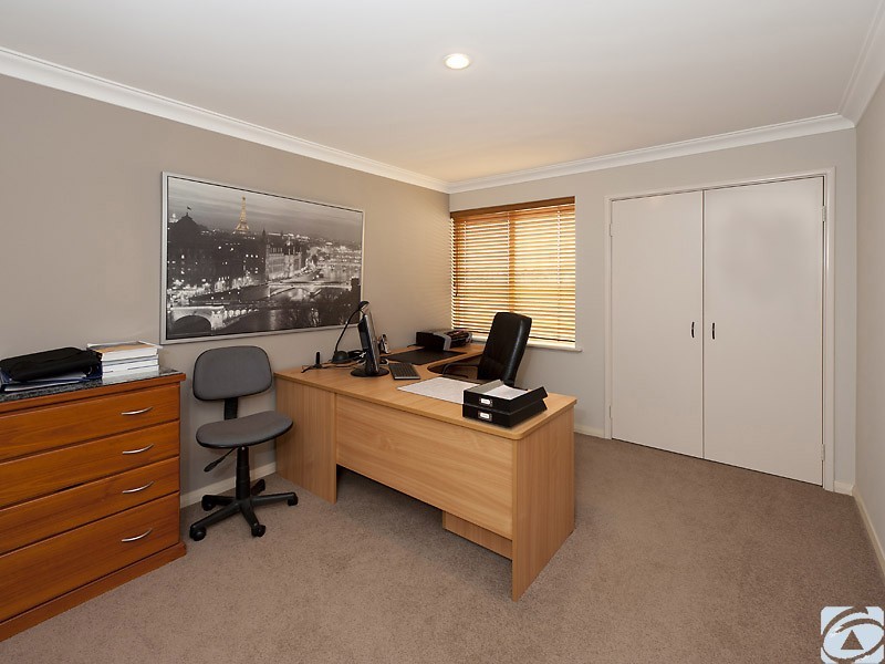 10 Carpenter Rise, Bull Creek WA 6149