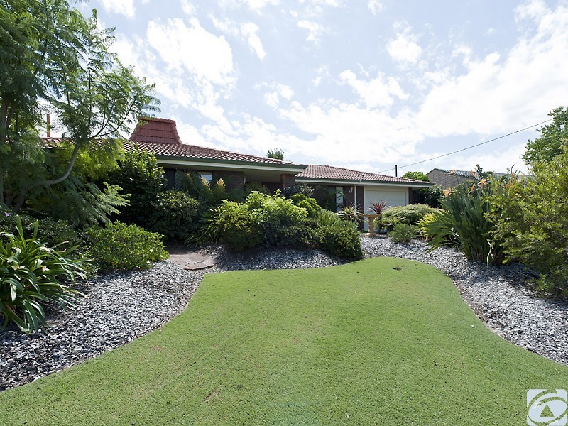 29 Hogarth Way, Bateman WA 6150