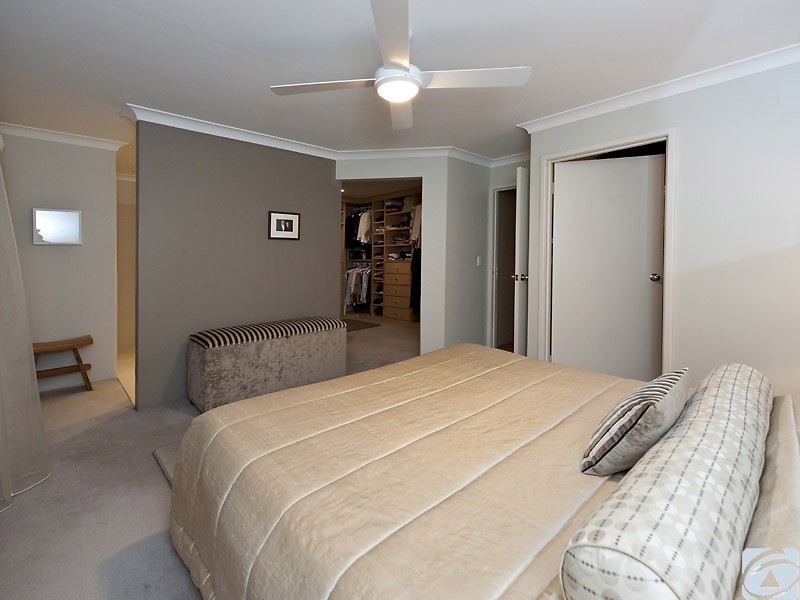 12 Matthew Avenue, Leeming WA 6149