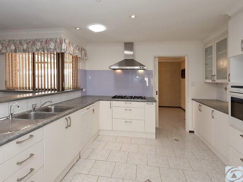 10 Clifford Way, Bull Creek WA 6149
