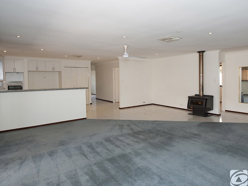 10 Clifford Way, Bull Creek WA 6149