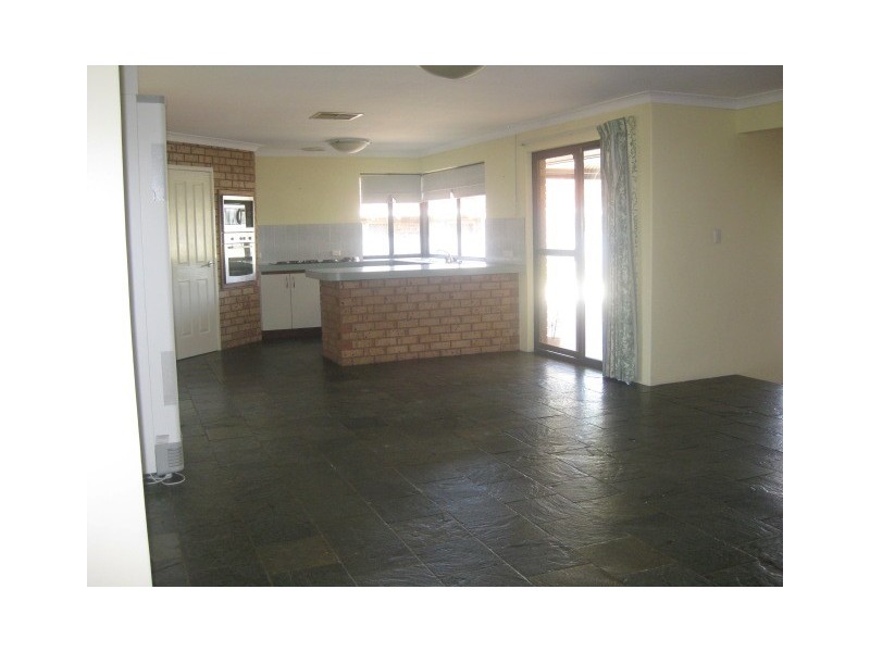 34 Ela Street, Leeming WA 6149