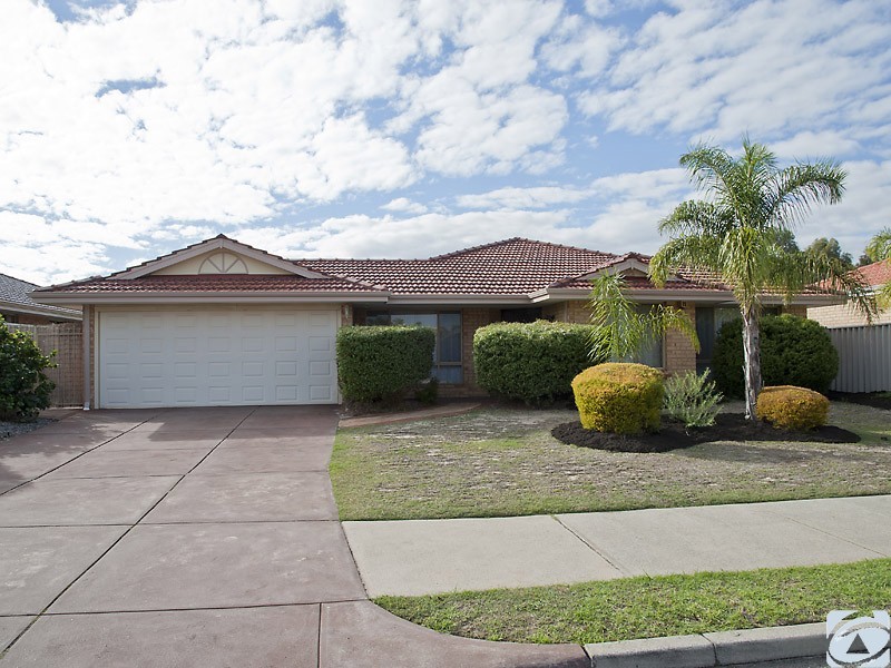 29 Sanderson Road, Bull Creek WA 6149