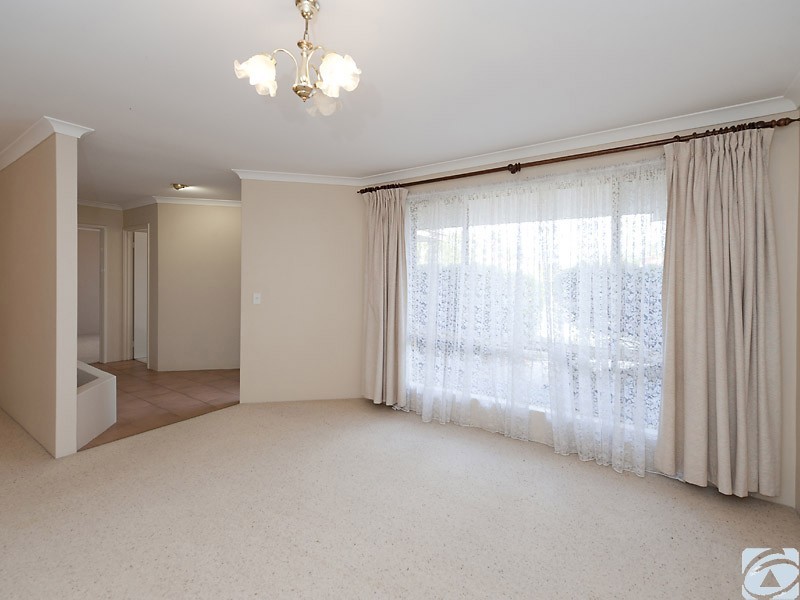 29 Sanderson Road, Bull Creek WA 6149