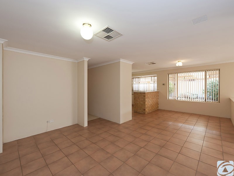 29 Sanderson Road, Bull Creek WA 6149