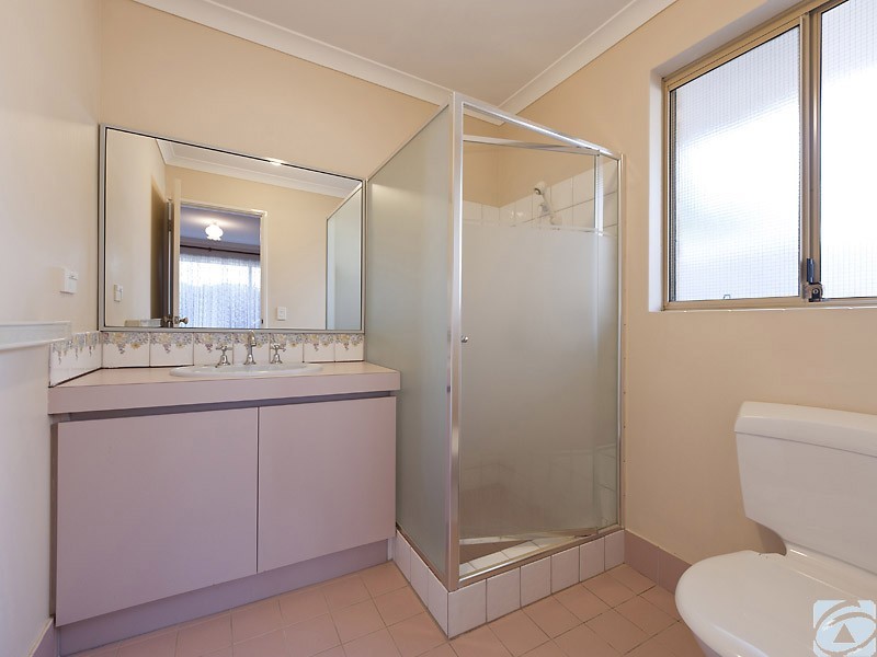 29 Sanderson Road, Bull Creek WA 6149