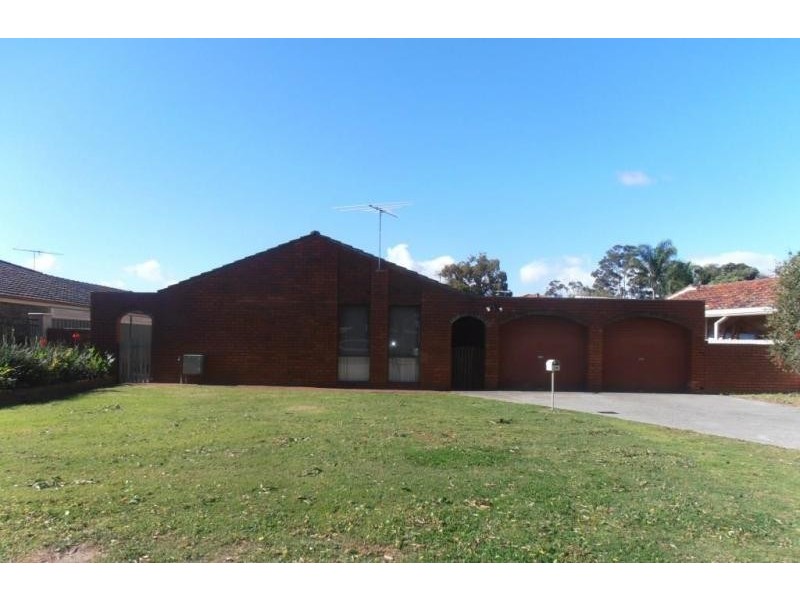 18 Nicholls Crescent, Bull Creek WA 6149