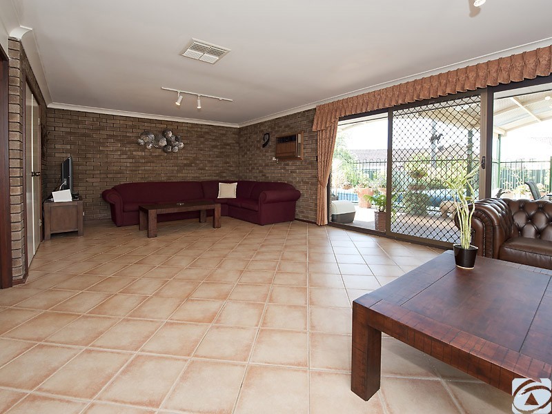 5 Leonard Place, Bull Creek WA 6149