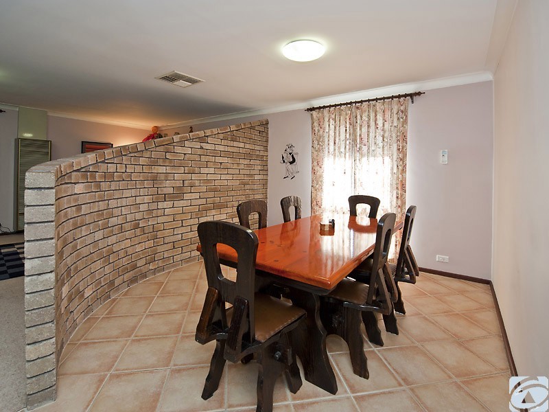 5 Leonard Place, Bull Creek WA 6149