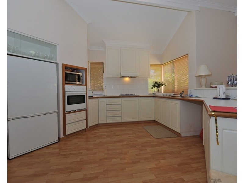 111 Beasley Road, Leeming WA 6149