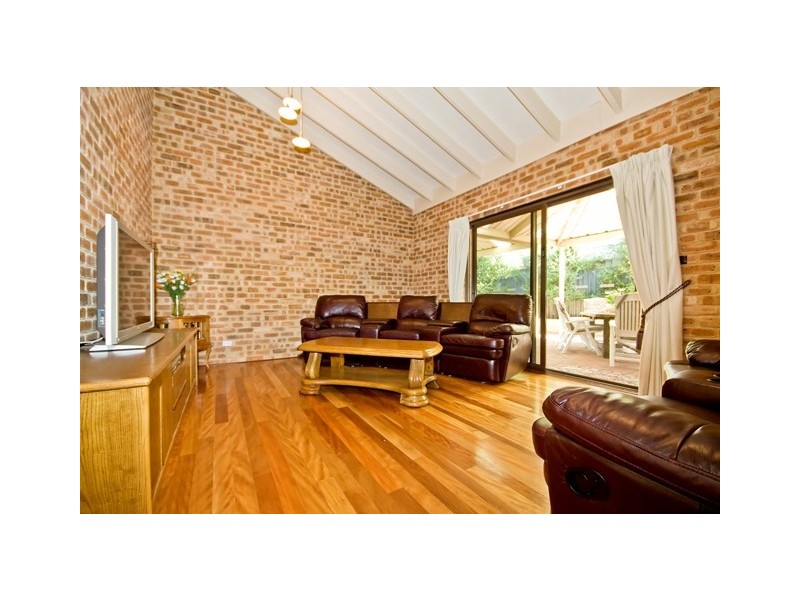 1 Tuxen Place, Bull Creek WA 6149