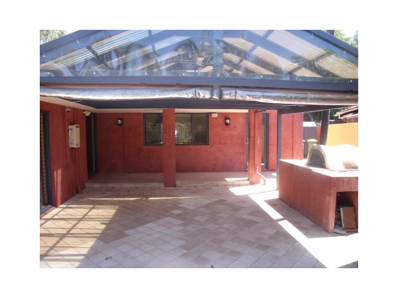 11 Gariver Street, Leeming WA 6149