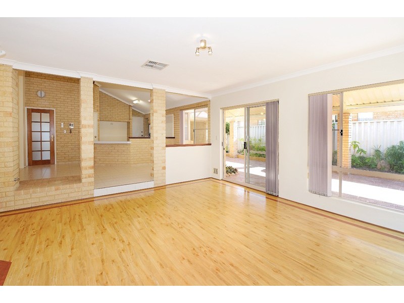 23 Sanderson Road, Bull Creek WA 6149